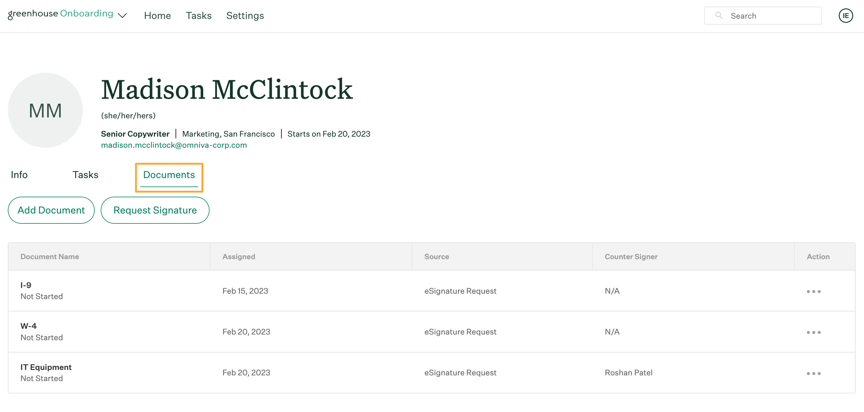 Screenshot-of-custom-access-view-of-employee-profile-documents-tab.png